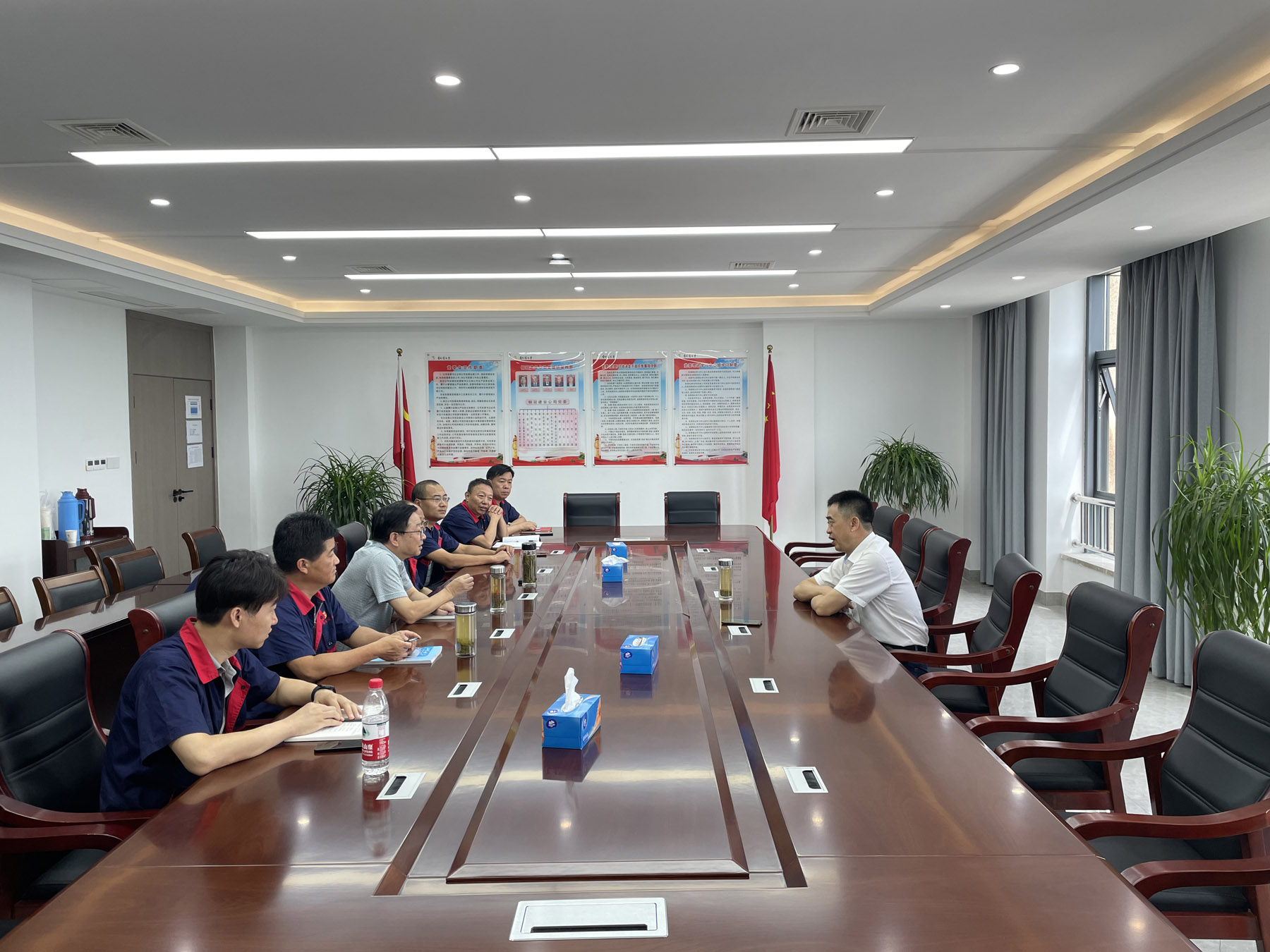 集團公司黨委委員、總工程師周俊到公司調研 